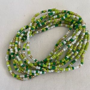 Set of elastic stacked bracelets